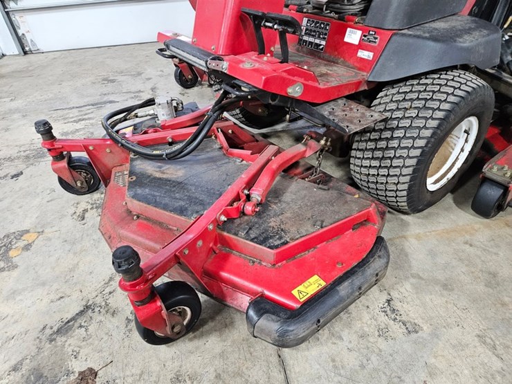 2016-toro-groundsmaster-4000d-image-9