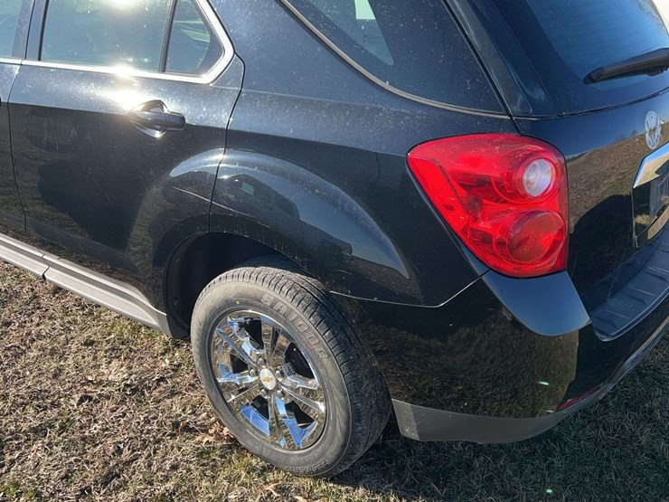 2011-chevrolet-equinox-ls-image-8