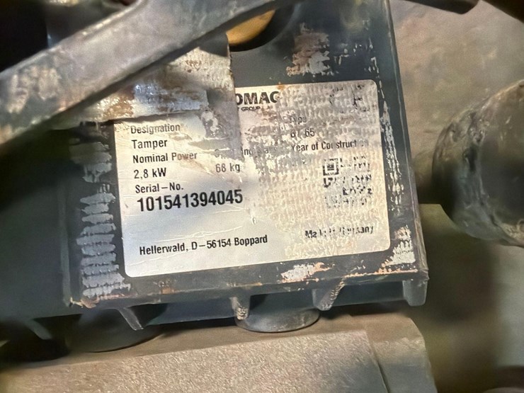 bomag-compactor-image-10