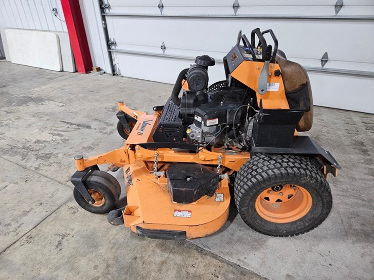 #107-•-2022-scag-v-ride-ii-fuel-injected-stand-on-mower-image-2