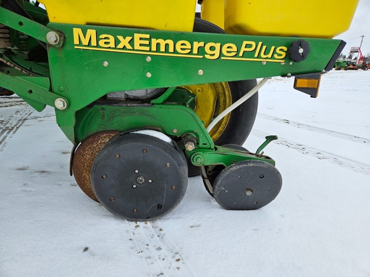 1997-john-deere-1770-image-9