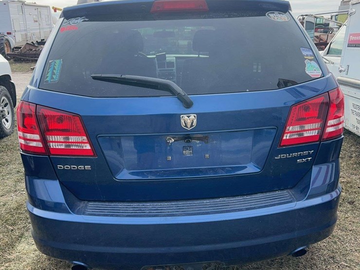 2010-dodge-journey-image-5