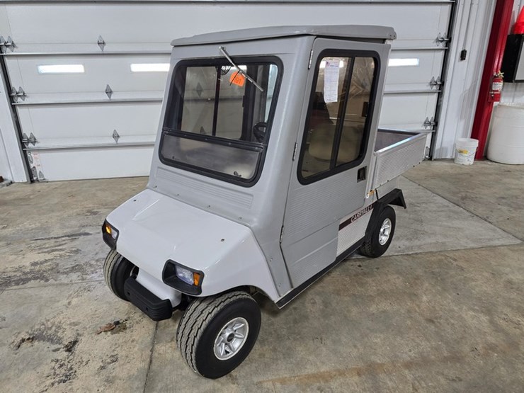 #191-•-1994-club-car-carryall-i-golf-cart-image-1