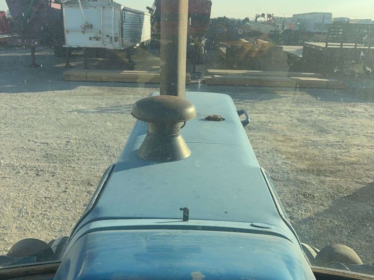 1982-ford-tractor-image-19