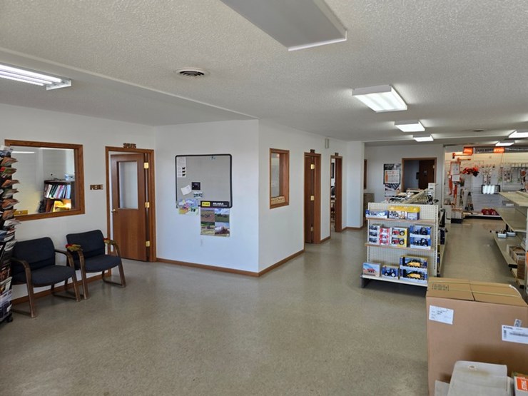 #1-•-34.00-+/--acre-commercial-property-image-11