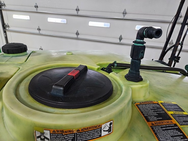 john-deere-gator-image-10