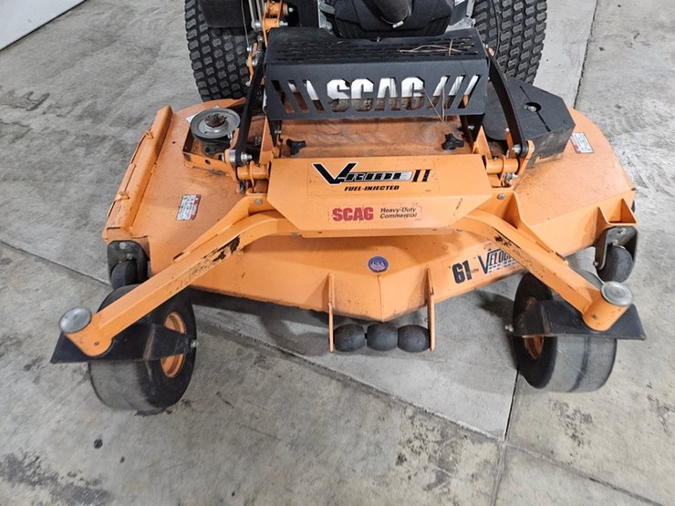 #107-•-2022-scag-v-ride-ii-fuel-injected-stand-on-mower-image-11