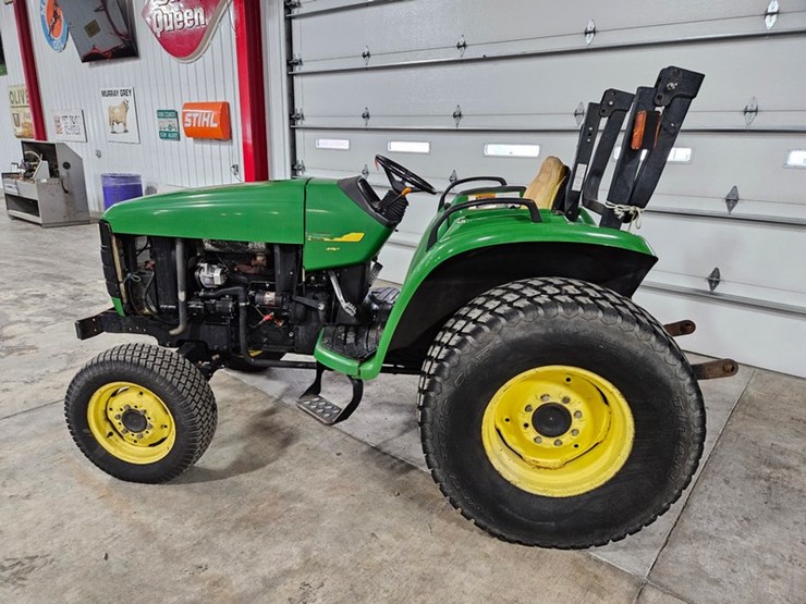 john-deere-4600-image-2