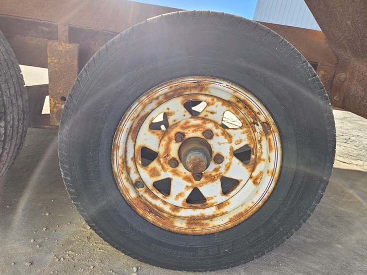 #182-•-1999-chilton-12'x7'-utiltity-tag-trailer-image-12