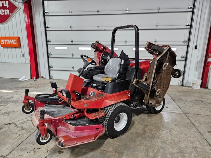 2011-toro-groundsmaster-4000d-image-9