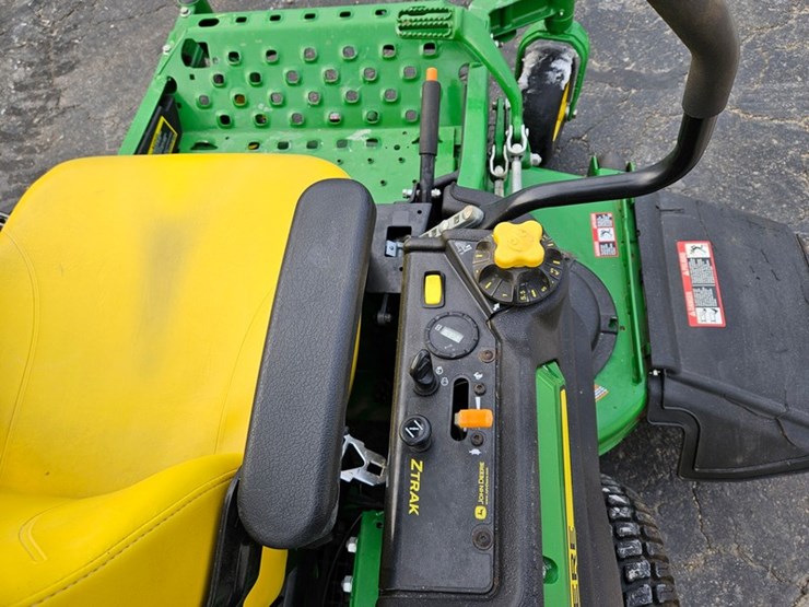 john-deere-z915e-image-10
