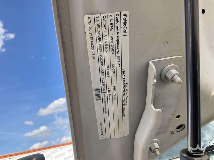 2019-ford-f350-image-11