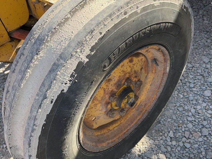 1968-massey-ferguson-200-image-16