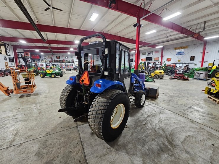 new-holland-tc40d-image-5