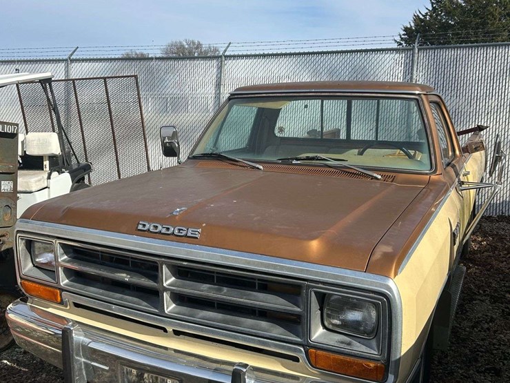 dodge-ram-250-image-1