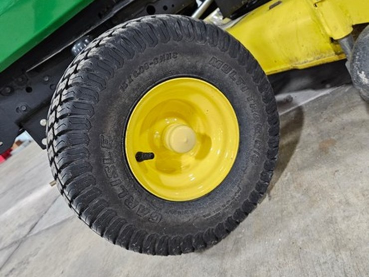 2013-john-deere-x300-image-26