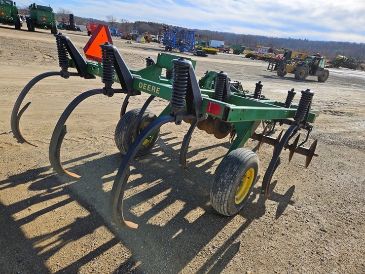 john-deere-714-image-5