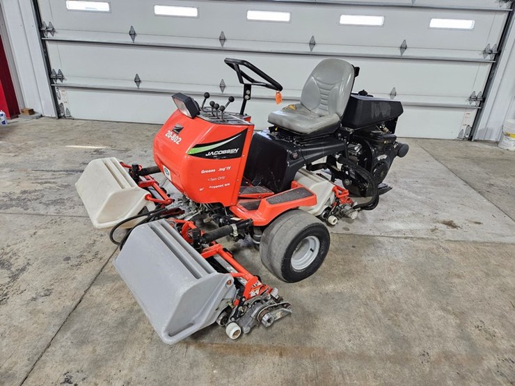 #112-•-jacobsen-greens-king-iv-greens-mower-image-1