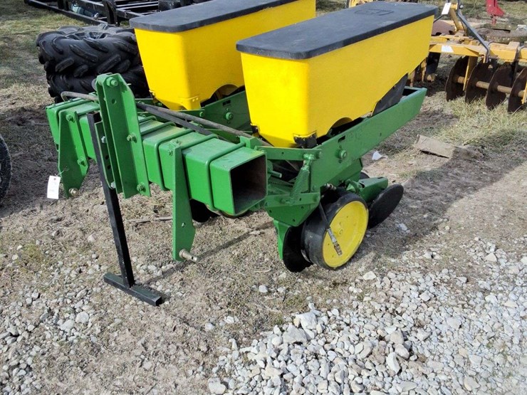john-deere-7000-image-3