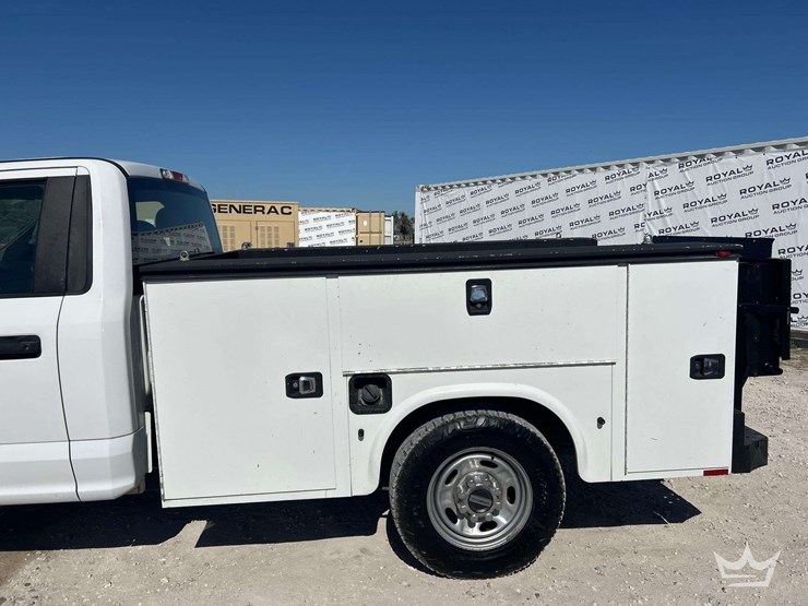 2019-ford-f250-image-16