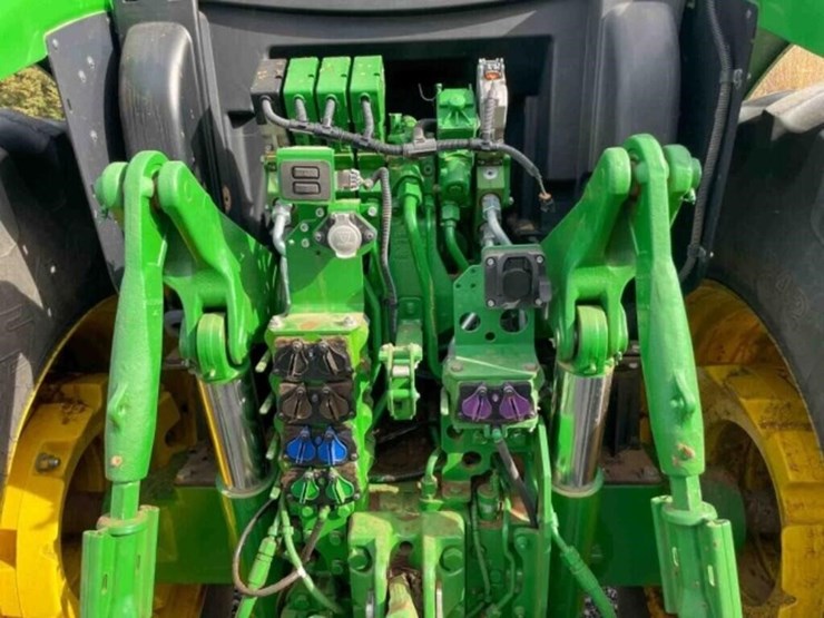 2018-john-deere-6195r-image-17