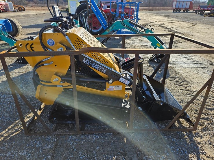 #57-•-2025-agt-mx-mrt-14-mini-skid-loader-image-6