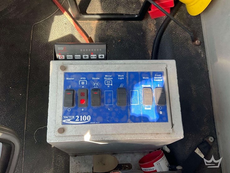 2013-international-workstar-7500-image-22