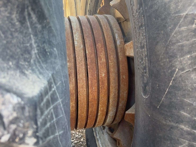 1982-ford-tractor-image-13