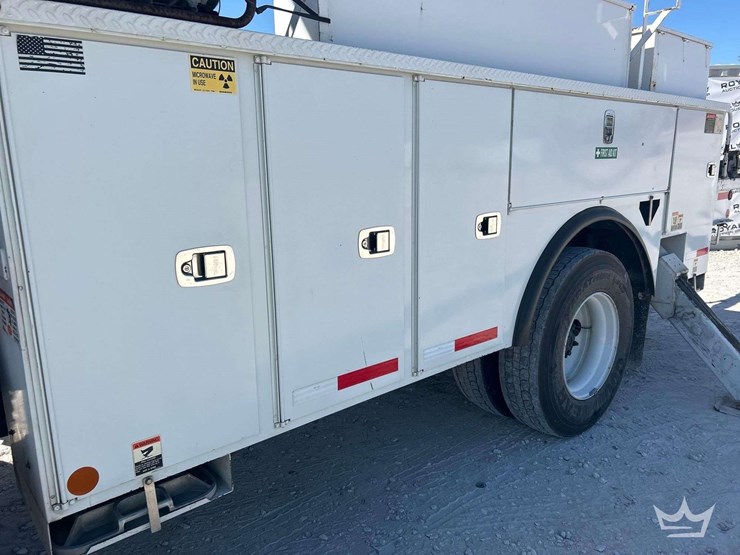 2013-international-workstar-7400-image-21