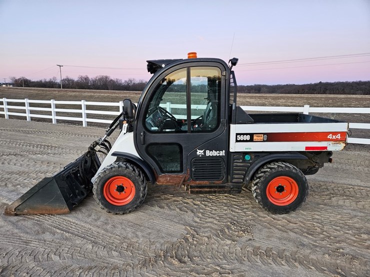 2018-bobcat-toolcat-5600-image-2
