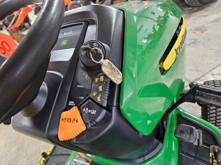 2013-john-deere-x300-image-20