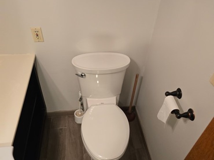 #1-•-34.00-+/--acre-commercial-property-image-95