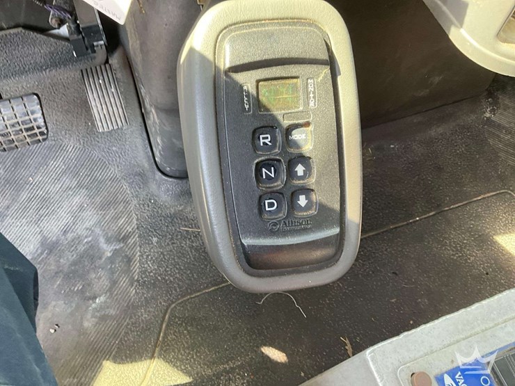 2013-international-workstar-7500-image-21