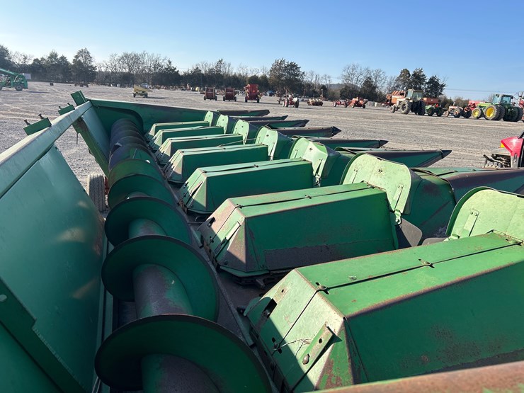 john-deere-843-image-8