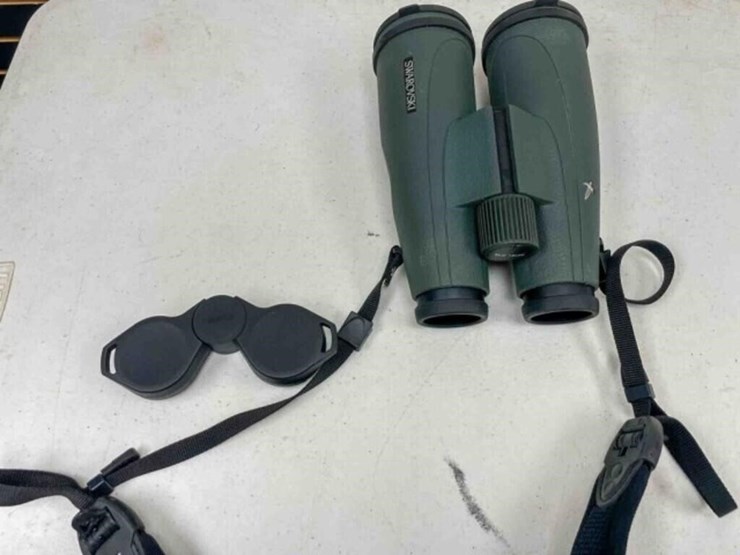 swarovski-binocular-image-2