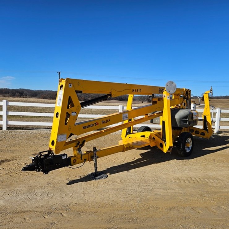 #35 • 2012 Houlotte 5533A Towable Basket Lift