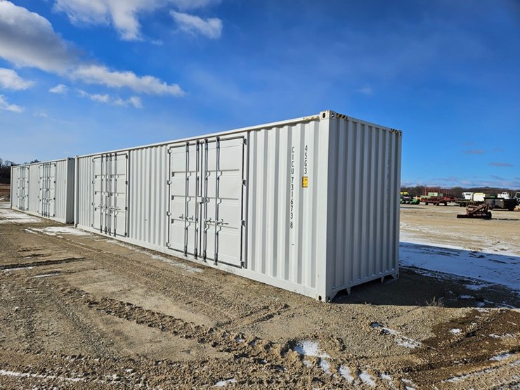 #97-•-40'-one-trip-container-image-3