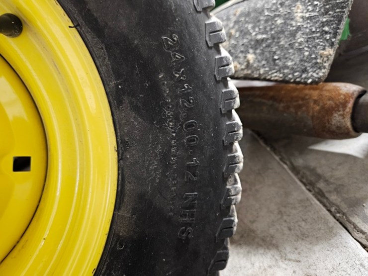 2013-john-deere-7400-image-13