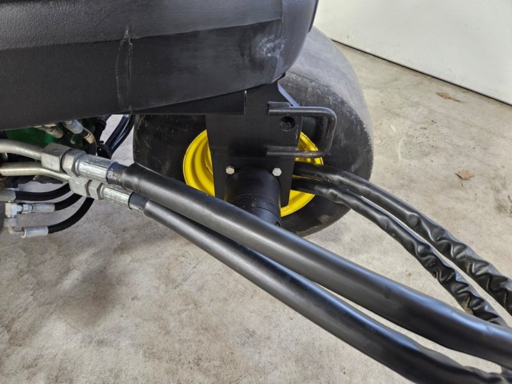 john-deere-8000a-image-11