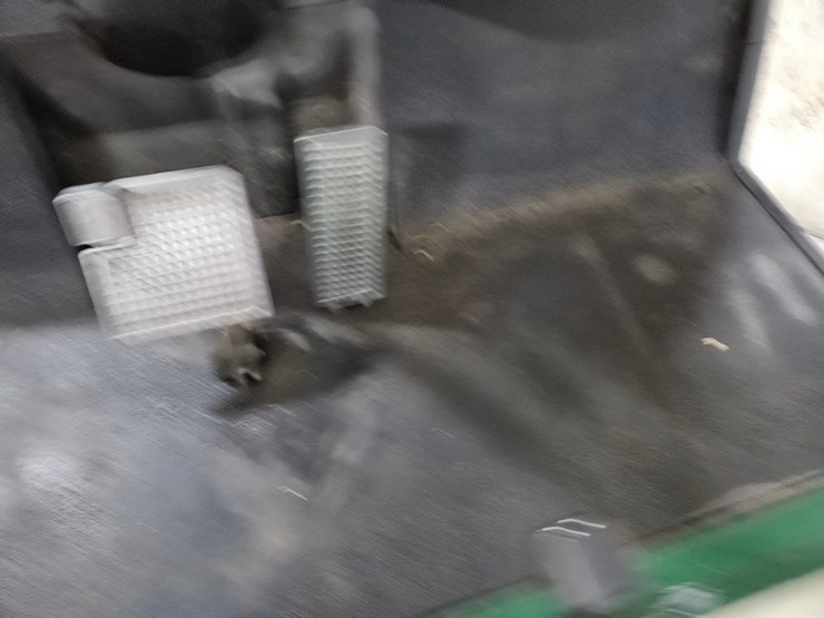 #129-•-2015-yamaha-ydrax5f-golf-cart-image-41