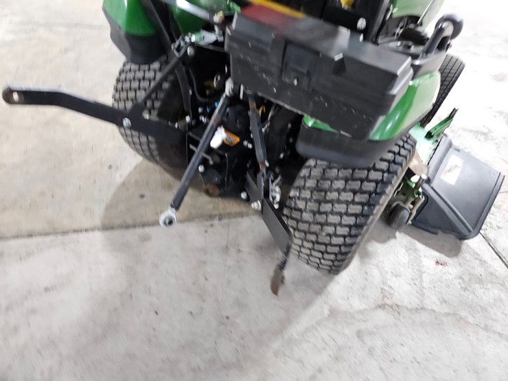 john-deere-1025r-image-12