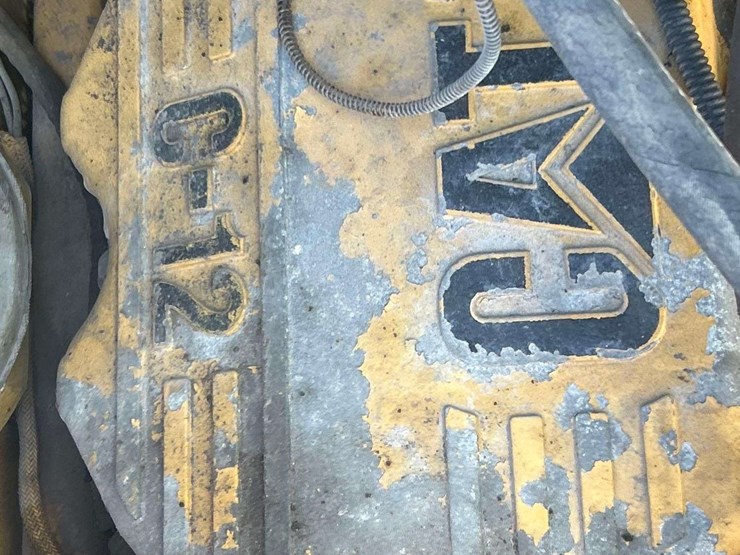 2000-freightliner-fl112-image-9