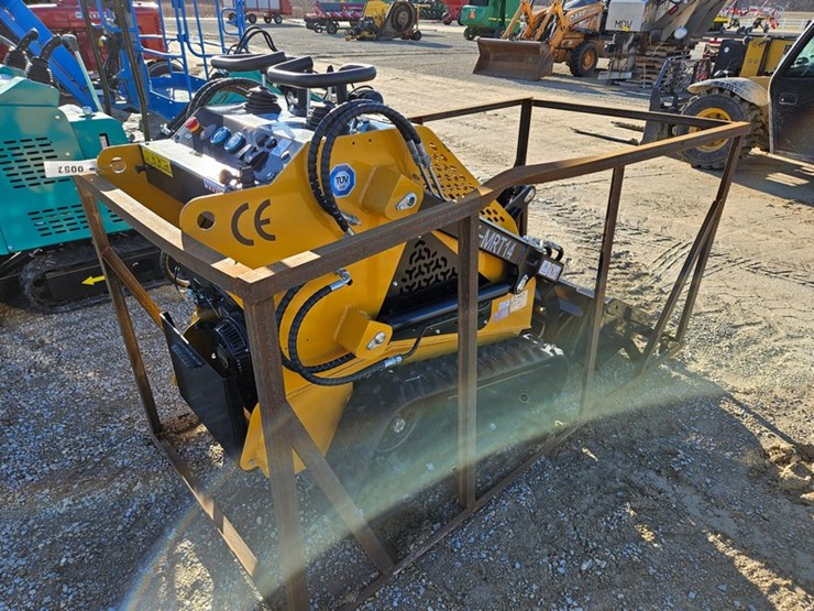 #57-•-2025-agt-mx-mrt-14-mini-skid-loader-image-5