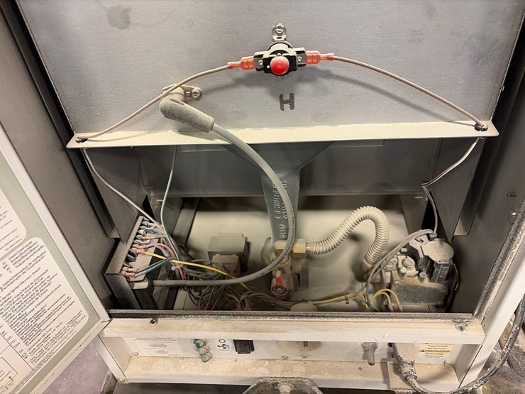 l.b.-white-premier-170-df-portable-heater-image-9