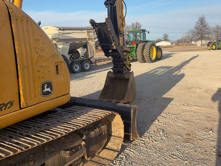 2005-john-deere-135-image-6