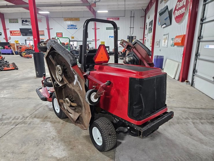 #110-•-2011-toro-groundsmaster-wide-area-mower-image-3