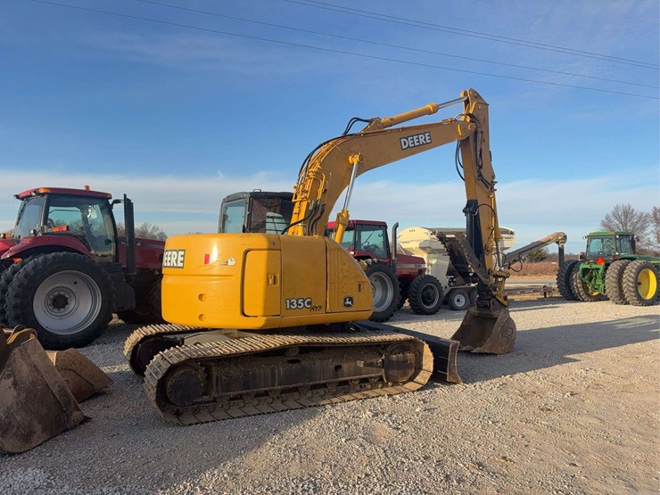 2005-john-deere-135-image-3