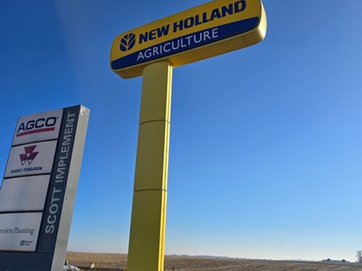 #37-•-new-holland-dealer-sign-image-2