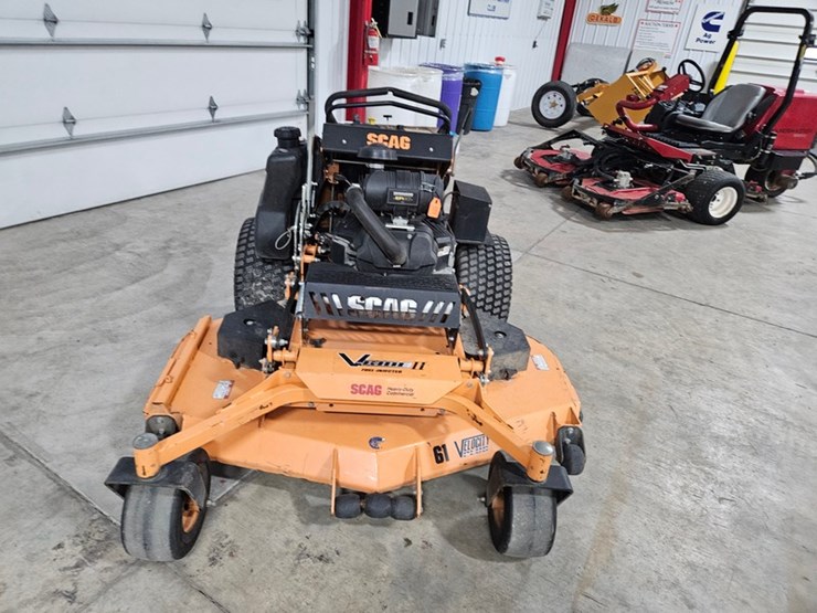 #106-•-2022-scag-v-ride-ii-fuel-injected-stand-on-mower-image-8