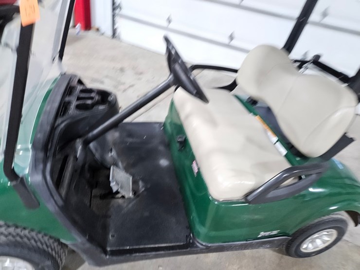 #129-•-2015-yamaha-ydrax5f-golf-cart-image-19